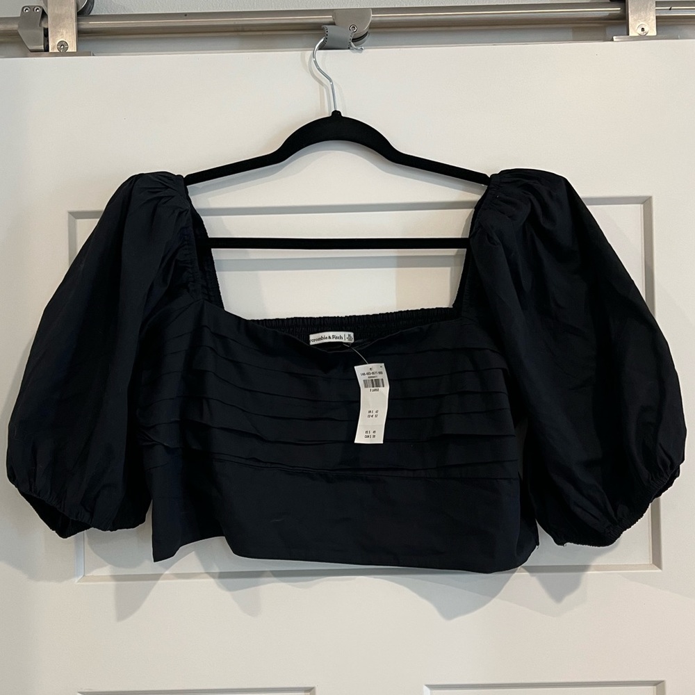 Abercrombie Pleated Puffed Sleeve Top